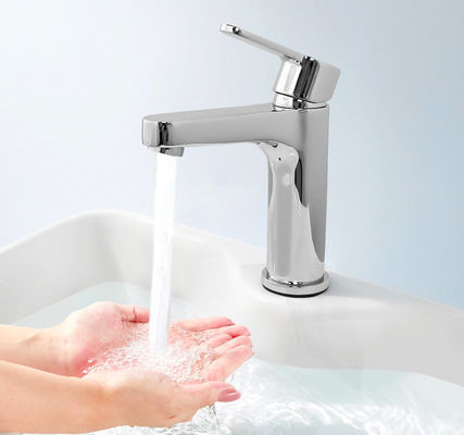 Aucune infiltration polissant l'appui de robinet de bassin d'acier inoxydable chaud et froid