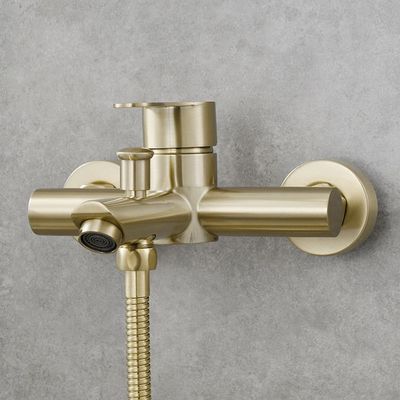 Le multiple colore le robinet de Bath d'acier inoxydable sans plomb et exempt de toutes les substances de lixiviation