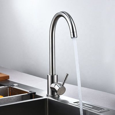 Robinet de dessin extérieur d'évier de cuisine chaud et haute température froide résistante